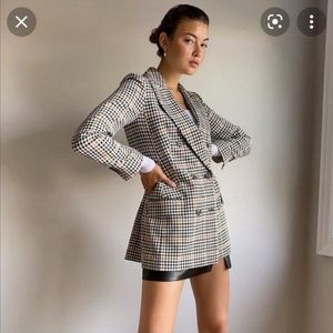 Aritzia New Margaux Blazer brand new with Tags